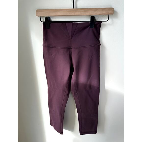 Lululemon Wunder Under Crop (High-Rise) Full-On Luon 21" Size 4 Maroon - Picture 2 of 7